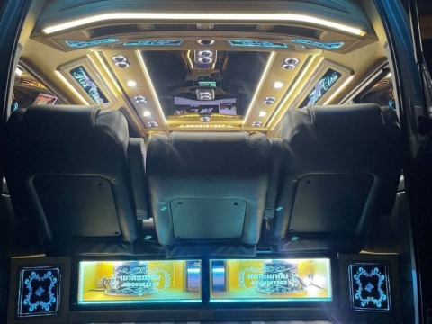 แต่งรถตู้ วีไอพี ตกแต่งไฟ เครื่องเสียง บจก ต้อม รถตู้วีไอพี